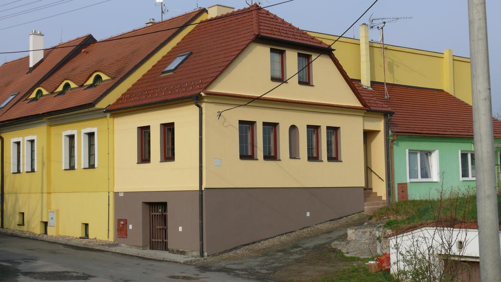 Apartment Zelezny Hrozen Valtice Værelse billede